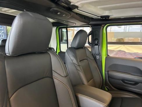 New 2025 Jeep Gladiator Sport w/ Premium Package image 27