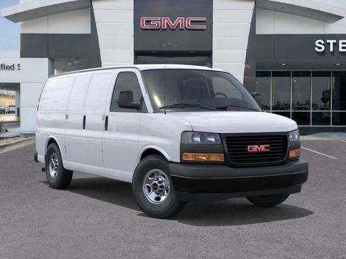 New 2025 GMC Savana 3500 w/ Driver Convenience Package image 7