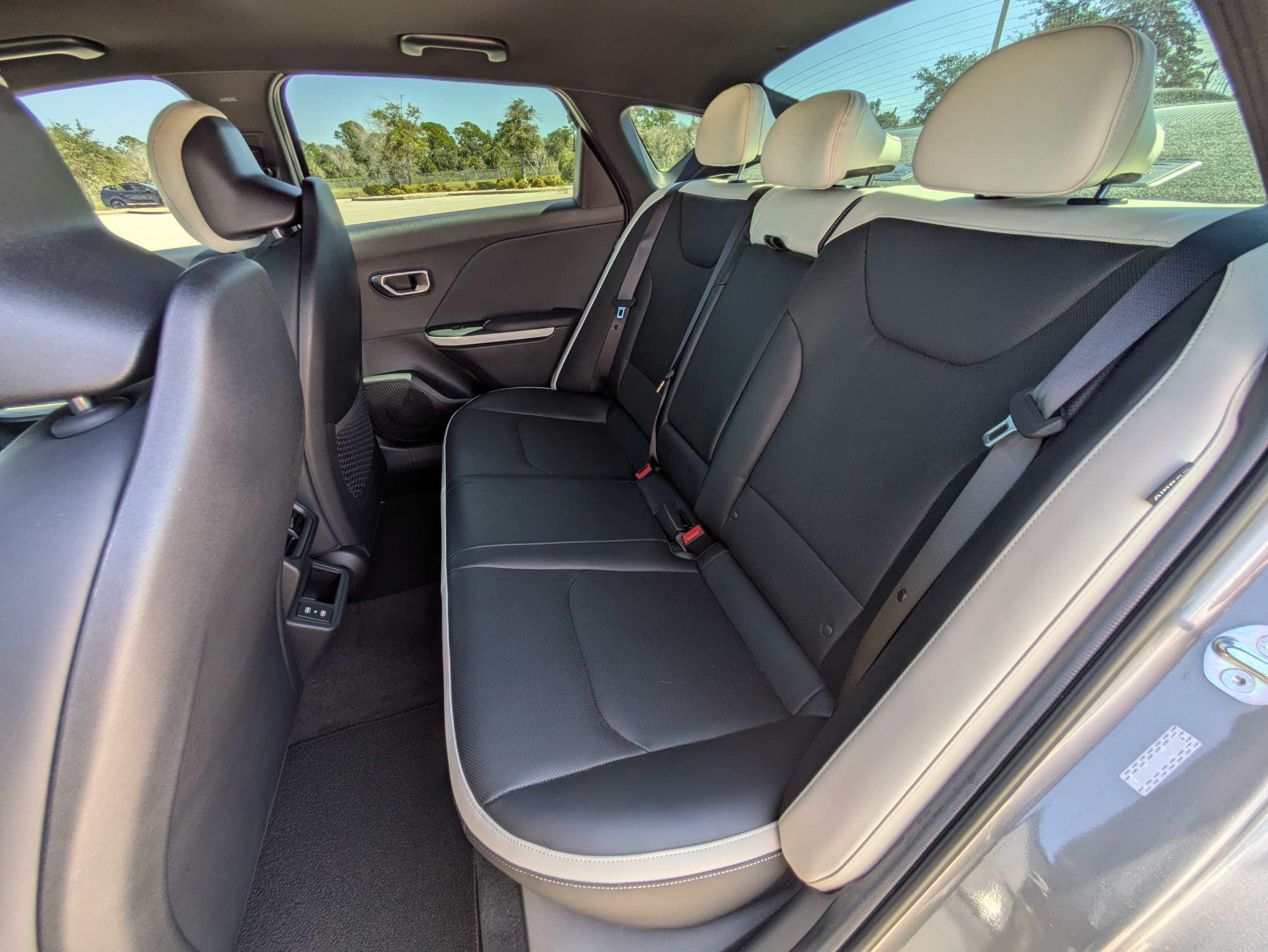 Certified 2025 Kia K4 GT-Line Turbo FWD image 13