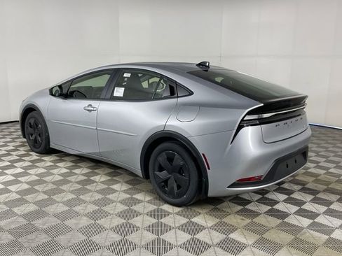 New 2026 Toyota Prius Plug-In Hybrid image 5