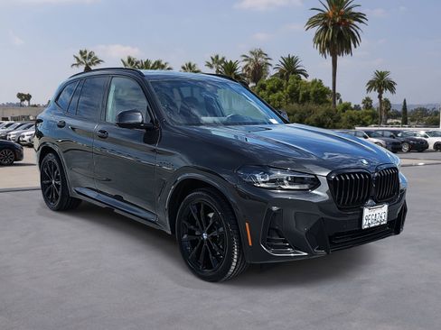 Used 2023 BMW X3 xDrive30i w/ M Sport Package image 3