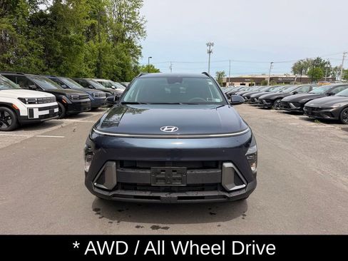 Used 2025 Hyundai Kona SEL AWD/4WD image 8