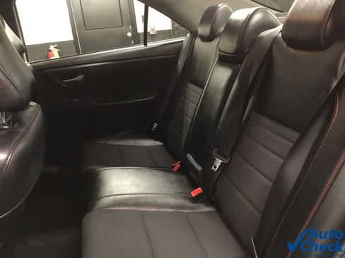 Used 2017 Toyota Camry SE w/ Moonroof Package image 30