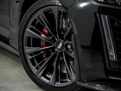 Used 2024 Cadillac CT5 V Blackwing w/ Carbon Fiber Package 1 RWD image 4