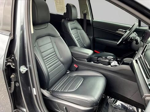 Certified 2023 Kia Sportage SX Prestige AWD/4WD image 36