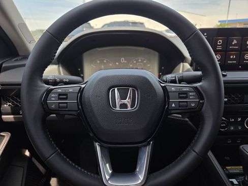 Used 2023 Honda Accord Touring image 24