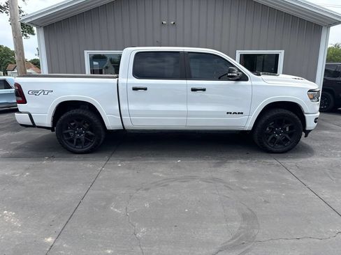 Used 2022 RAM 1500 Laramie AWD/4WD image 2