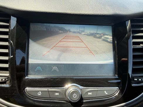 Used 2017 Chevrolet Trax LS FWD image 28