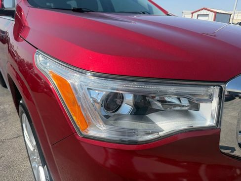 Used 2019 GMC Acadia Denali w/ Technology Package FWD image 3