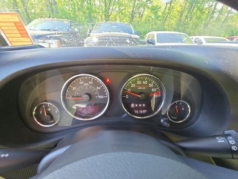 Used 2018 Jeep Wrangler Unlimited Rubicon AWD/4WD image 21