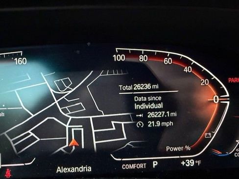 Used 2023 BMW X5 xDrive40i w/ Parking Assistance Package image 4