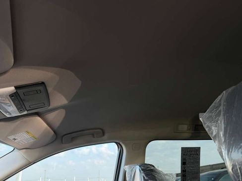 New 2026 Nissan Pathfinder SL FWD image 19