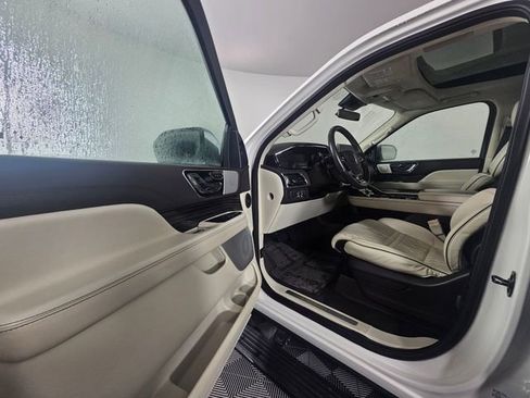 Used 2022 Lincoln Navigator Black Label image 23
