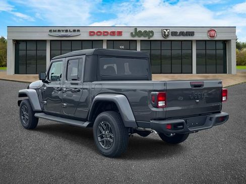 New 2025 Jeep Gladiator Sport image 26