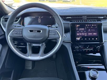 New 2025 Jeep Grand Cherokee Altitude