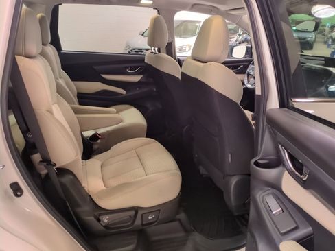 Certified 2021 Subaru Ascent Premium w/ Sport Package image 13