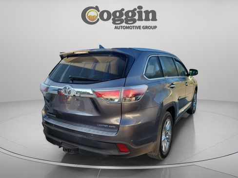 Used 2015 Toyota Highlander Limited Platinum image 4