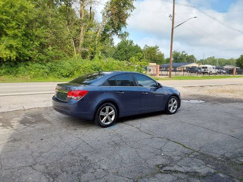 Used 2013 Chevrolet Cruze LT w/ Enhanced Safety Package FWD image 7