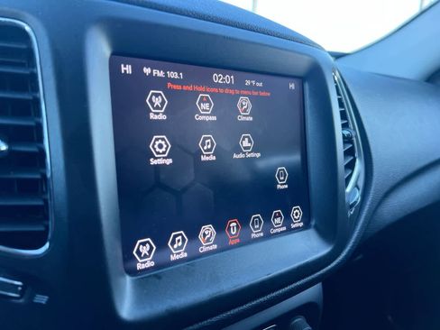 Used 2020 Jeep Compass Trailhawk image 18