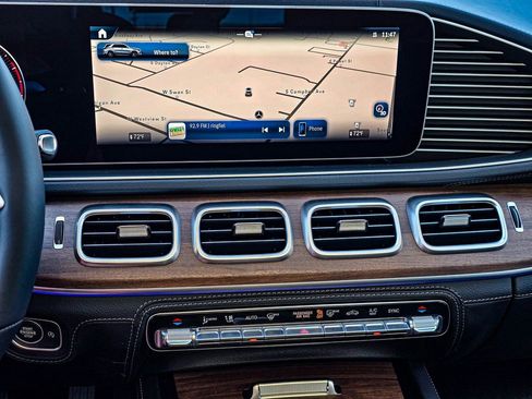 New 2026 Mercedes-Benz GLE 450 4MATIC image 17