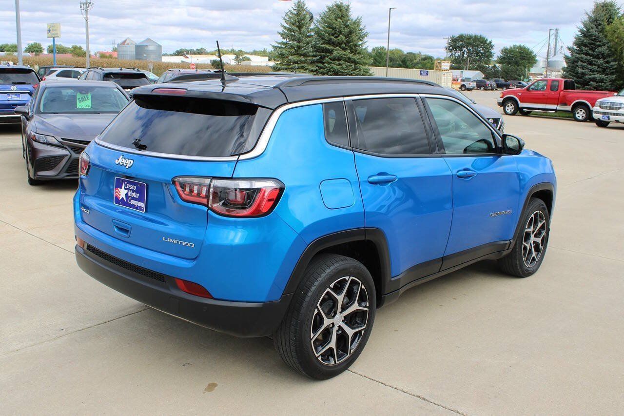 Used 2024 Jeep Compass Limited AWD/4WD image 5