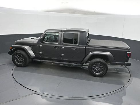 Used 2024 Jeep Gladiator Sport AWD/4WD image 44