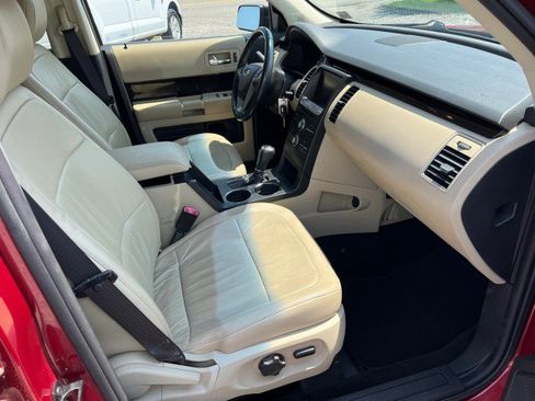 Used 2014 Ford Flex SEL w/ Equipment Group 202A FWD image 23