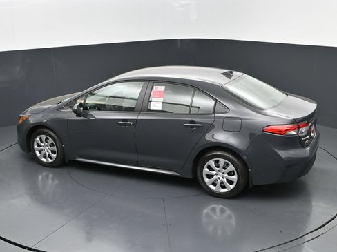 Used 2026 Toyota Corolla LE FWD image 29