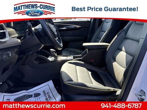 Used 2024 Chevrolet TrailBlazer ACTIV w/ Convenience Package AWD/4WD image 9