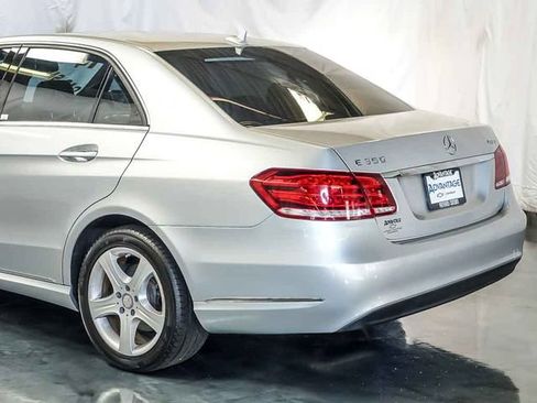 Used 2014 Mercedes-Benz E 350 4MATIC Sedan image 10