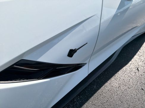 Used 2018 Chevrolet Corvette Stingray Coupe w/ Carbon Flash Badge Package RWD image 11