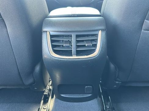 Used 2024 Chevrolet Malibu LT image 31