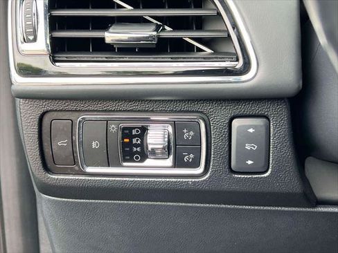 Used 2024 Lincoln Navigator Black Label AWD/4WD image 24