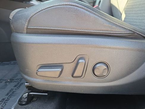 Used 2020 Kia Soul EX w/ Option Group 015 FWD image 11