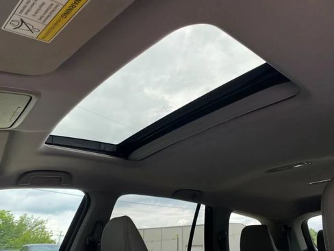 Used 2017 Honda Pilot EX-L image 14