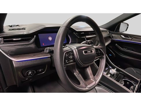 Used 2023 Jeep Grand Cherokee L Overland AWD/4WD image 12