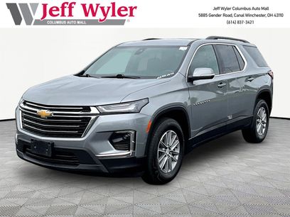Used 2023 Chevrolet Traverse LT
