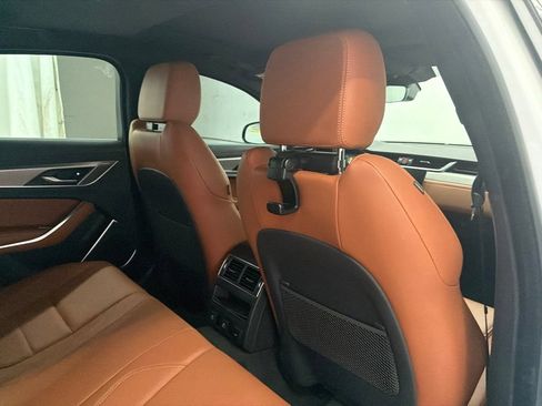 Used 2024 Jaguar XF R-Dynamic SE RWD image 28
