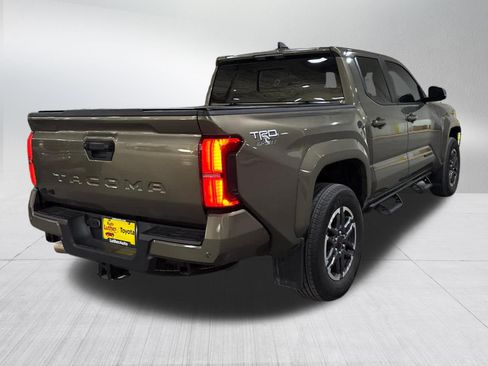 Used 2024 Toyota Tacoma TRD Sport w/ TRD Sport Upgrade Package AWD/4WD image 6