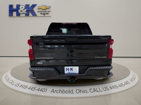 Used 2022 Chevrolet Silverado 1500 Custom AWD/4WD image 8
