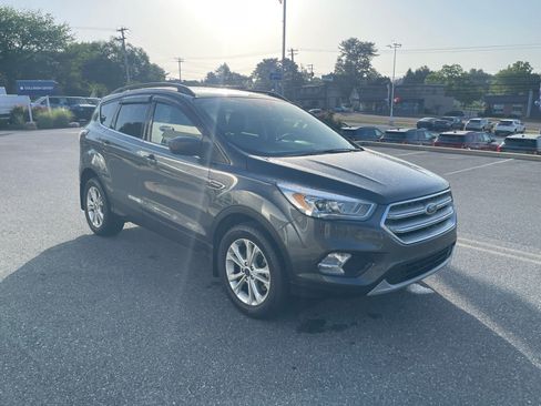 Used 2018 Ford Escape SEL AWD/4WD image 8