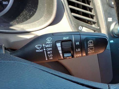 Used 2014 Hyundai Santa Fe Sport FWD image 22