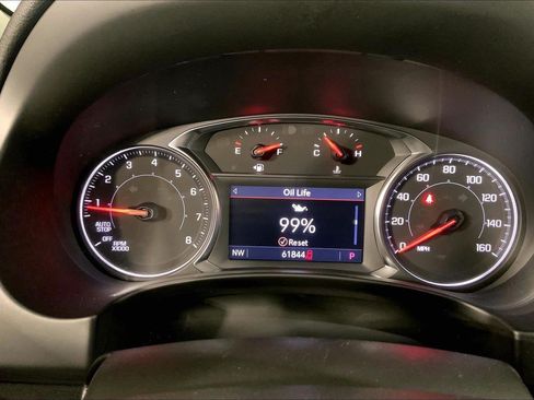Used 2024 GMC Terrain SLT AWD/4WD image 21