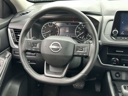 Certified 2025 Nissan Rogue SV AWD/4WD image 21