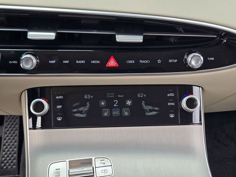 New 2026 Genesis GV70 2.5T Select AWD/4WD image 13