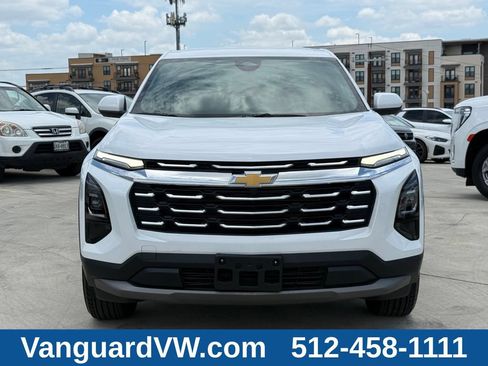 Used 2026 Chevrolet Equinox LT AWD/4WD image 4