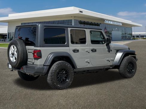 Used 2020 Jeep Wrangler Unlimited Sport S image 11