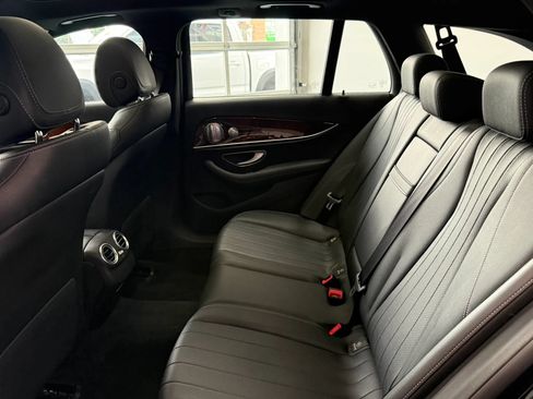 Used 2019 Mercedes-Benz E 450 4MATIC Wagon image 33