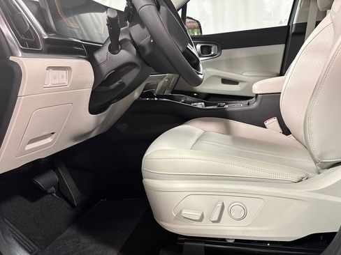 New 2026 Kia Sorento EX AWD/4WD image 23