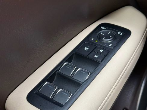 Used 2017 Lexus RX 350 AWD w/ Premium Package image 31